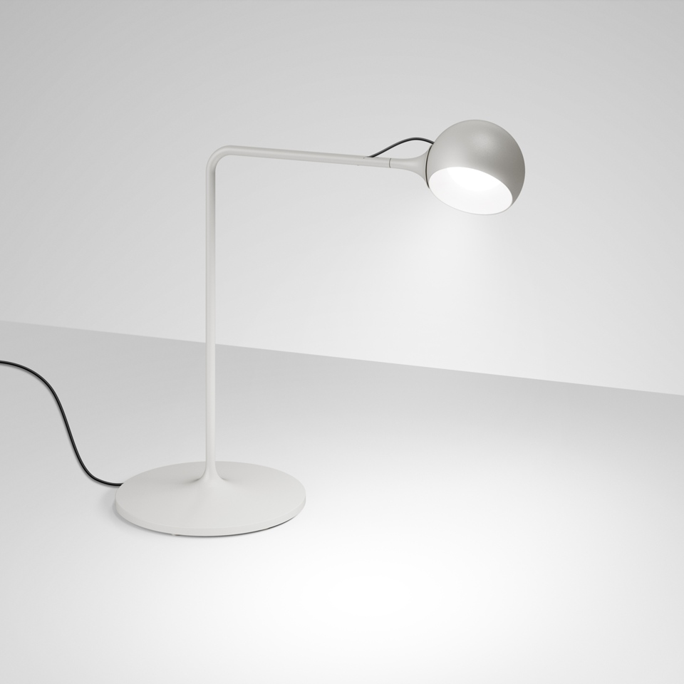 IXA TABLE WHITE